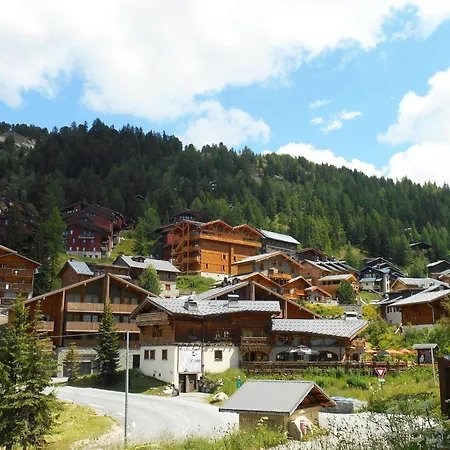 Chalet Spacieux 15 Pers. A Plagne 1800, Au Pied Des Pistes Avec Jacuzzi Et Sauna - Fr-1-181-2791