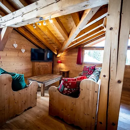 Spacieux 15 Pers. A Plagne 1800, Au Pied Des Pistes Avec Jacuzzi Et Sauna - Fr-1-181-2791